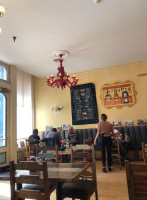 Casa Ciriaco inside