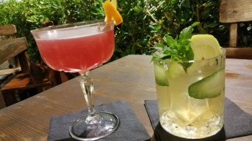 Terra Mia-pizzería Contemporánea Napoletana drink