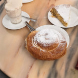 Can Joan De S'aigo (avenidas)