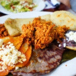 Cerveza Alealé food