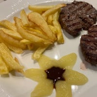 Cafeteria Bodega Diamo food
