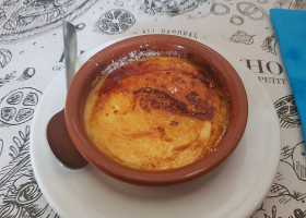 La Bota Del Raco food