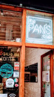 The Pan's Club outside