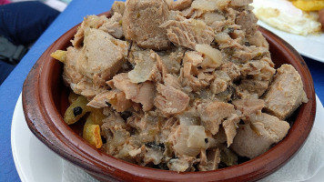 El Mirlo food