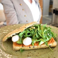 Bocinegro Tabanco Marino food