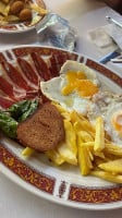 Rociero Bodegon De La Blanca Paloma food