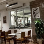 Santino À l'intérieur