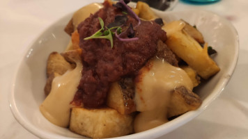 Castell Arnau food