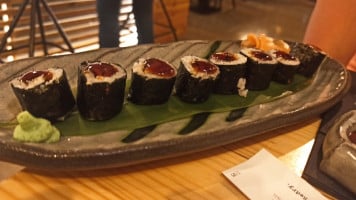 Sibuya Urban Sushi Cuenca food