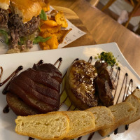 La Brunilda food