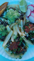 El Puente food