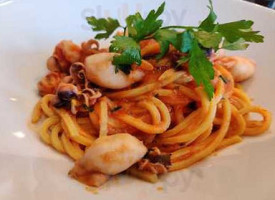 Plis Plas food