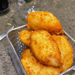 Marquet Gourmeterie Traditional Restaurant And Wine Bar In Andorra Comida