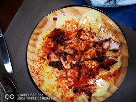 Can Moreta food