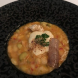 A Mesa Puesta Comida