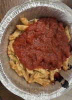 A Tutta Pizza food