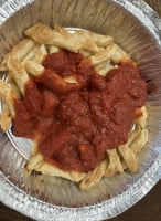 A Tutta Pizza food