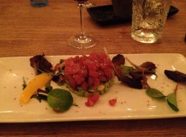 El Columpio food