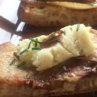 Can Llobet food