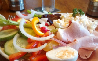 The Rising Sun Comida