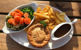 The Rising Sun Comida