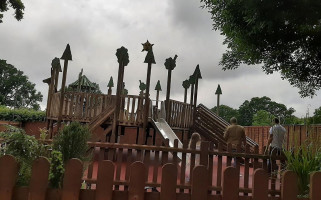 The Rising Sun Exterior