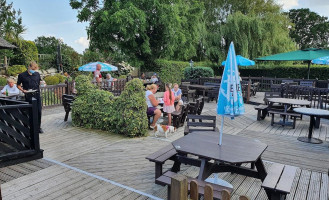 The Rising Sun Exterior