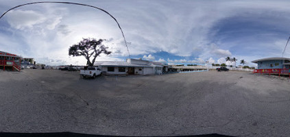 En Ascuas outside