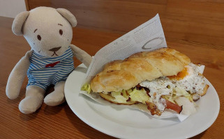 Nudleria Pizzeria Seladon food