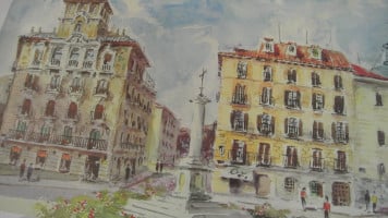Los Austrias outside