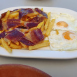 Mesón Los Madroños food