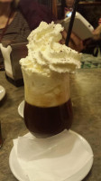 Los Austrias drink