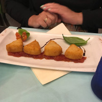 Divina Italia food