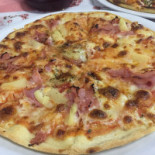 Pizzeria Papa Luigi food