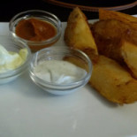 H By David Rodriguez (homenaje Tapas) drink