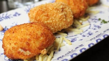 Lola Si Mola food