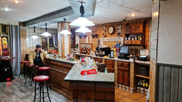 Yovilant C.B. inside