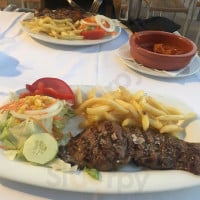 Sa Flama food