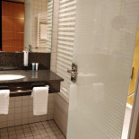 B And Q Chinese inside