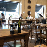 Le Pain Quotidien Spain inside