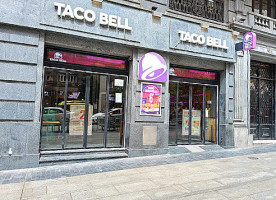 Taco Bell Gran Via outside