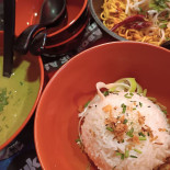 Tuk Tuk Cardenal Cisneros Comida