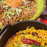 Tuk Tuk Cardenal Cisneros Comida