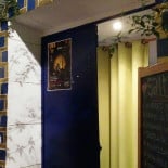 Ztupará Lounge Coffee Fast Food inside