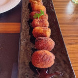 La Cueva De Nemesio food