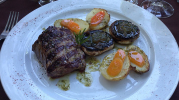 La Fructuosa food