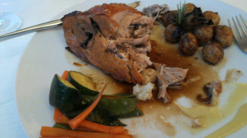 Danny's Gastrobar food