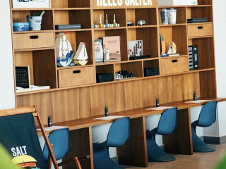 Jökulsárlón Glacier Lagoon Boat Tours And Cafe