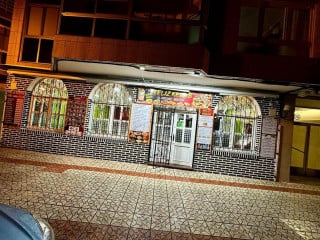 Feliz Kebab Y Pizzería