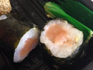 Hello Sushi